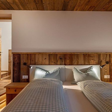 Agriturismo Apartments Tuene โอติเซ ภายนอก รูปภาพ