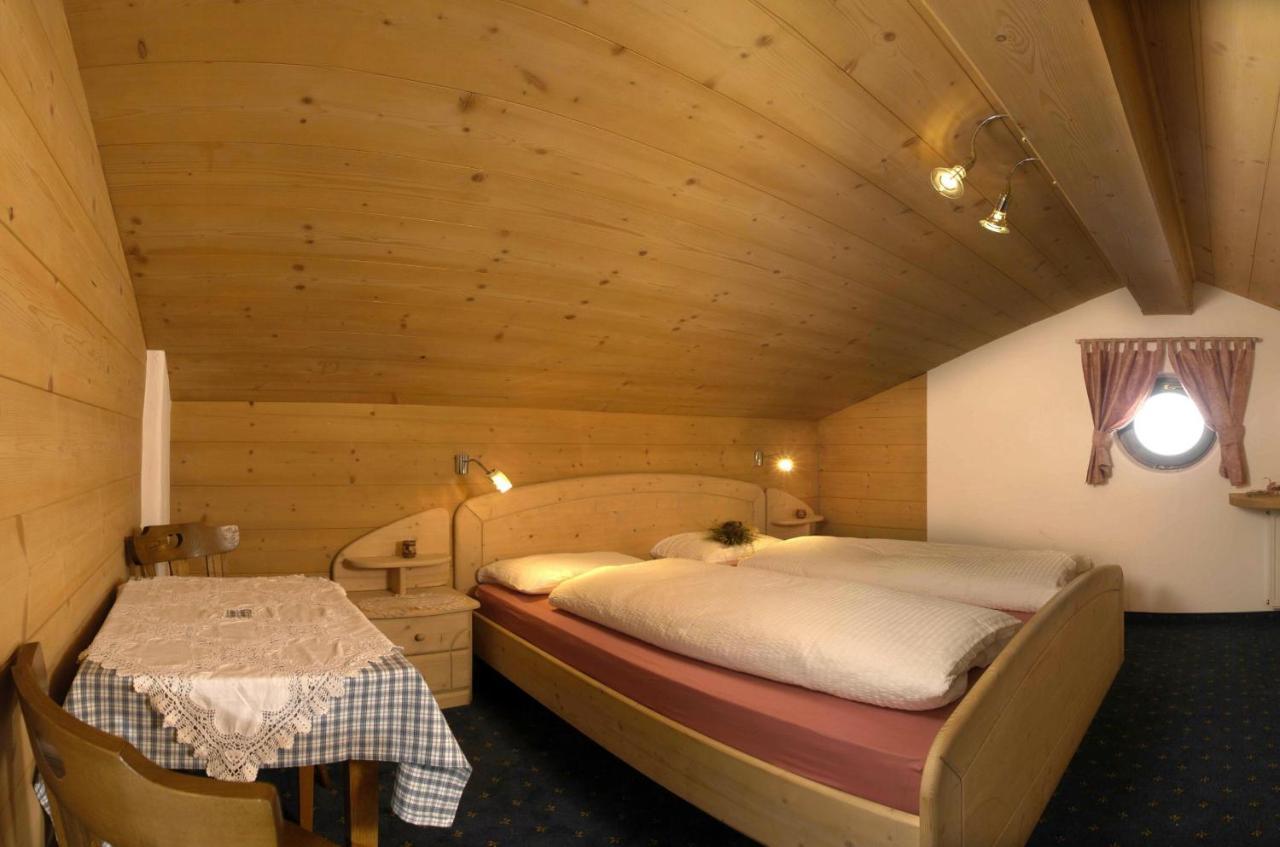 Agriturismo Apartments Tuene โอติเซ ภายนอก รูปภาพ