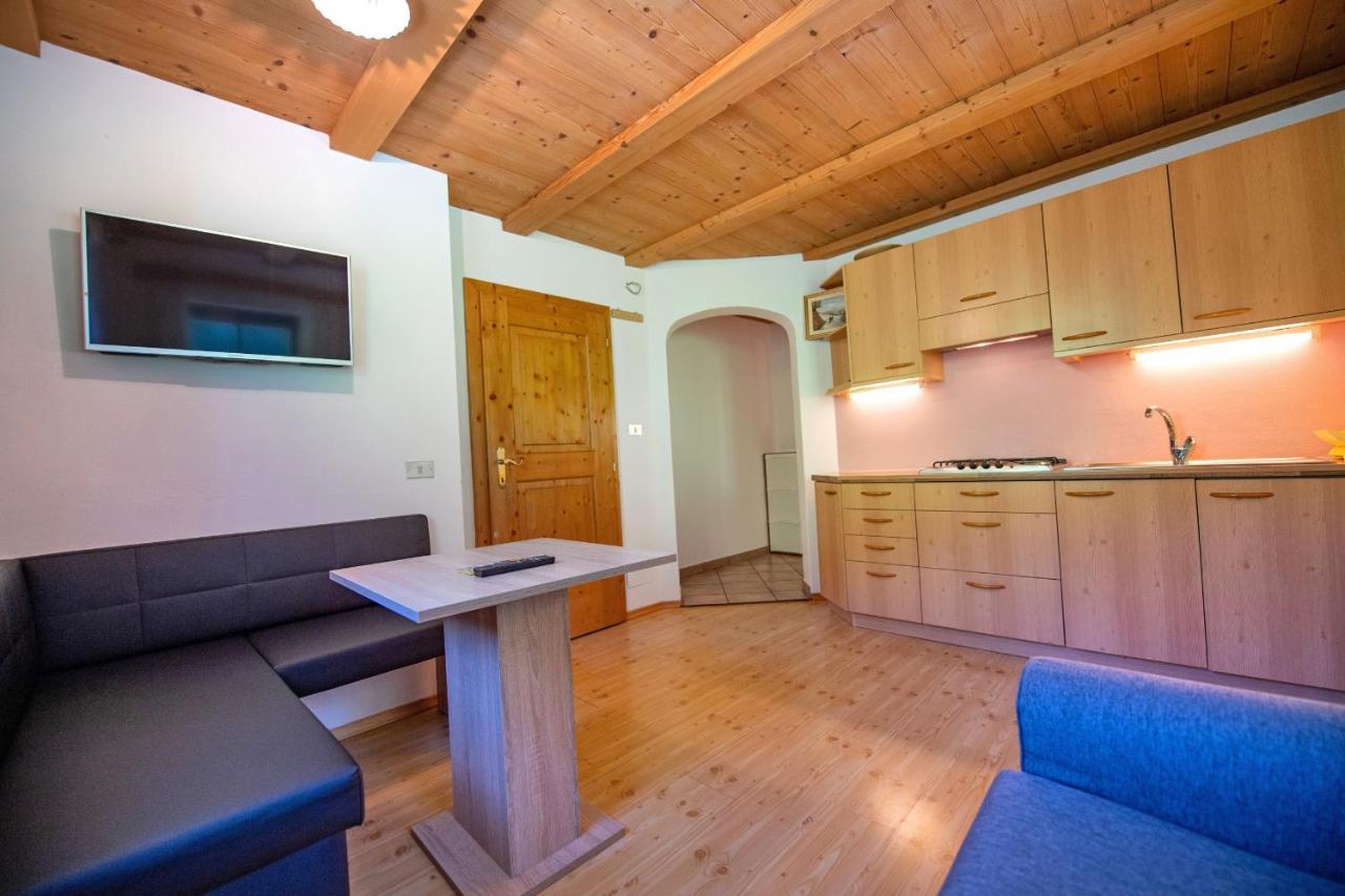 Agriturismo Apartments Tuene โอติเซ ภายนอก รูปภาพ