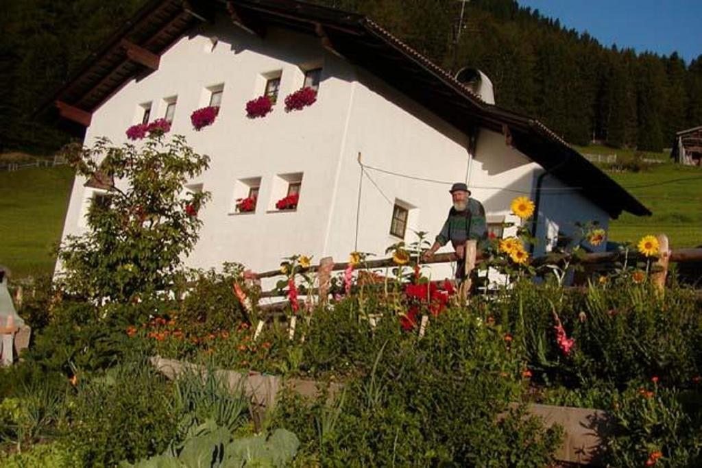 Agriturismo Apartments Tuene โอติเซ ภายนอก รูปภาพ